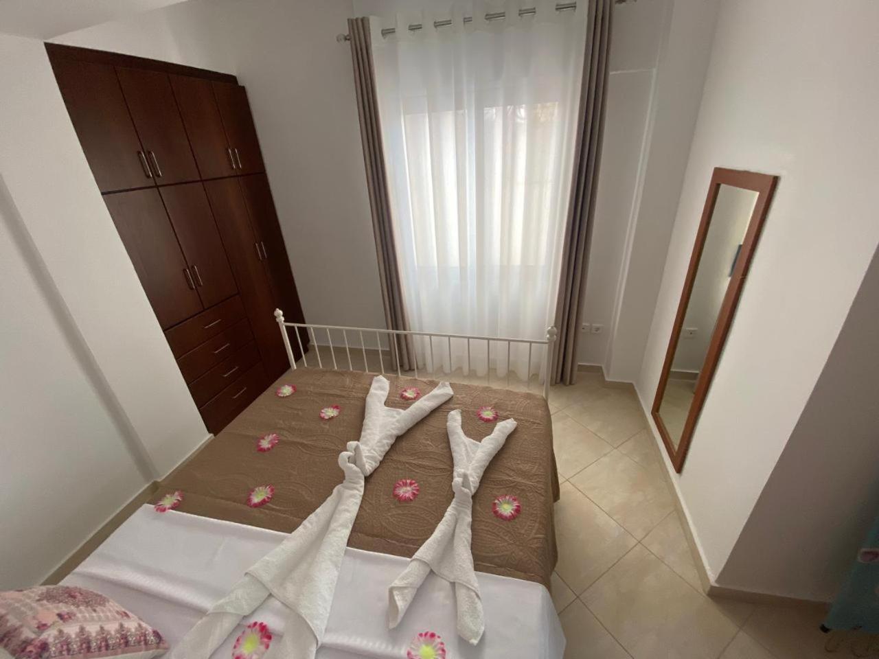 Tarace Sea View Apartment Sarandë Exteriér fotografie